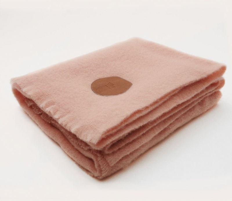 Coral Little Liffner Wool Women\'s Blanket | YBLOKR-780